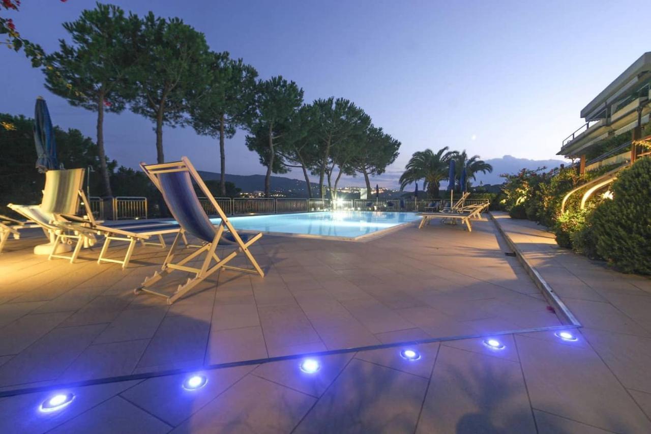 Apartamento Il Porto Trilocale Nr.7 Porto Azzurro Exterior foto